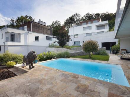Designer Villa mit Pool und Weitblick