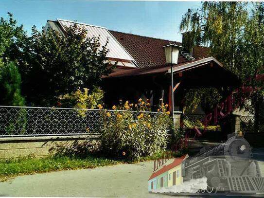 Wunderschöner Familienwohnsitz mit großem Garten