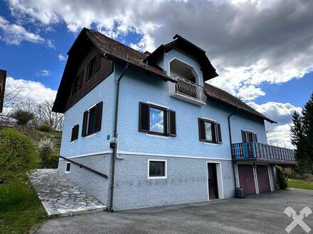 Gepflegtes aber sanierungsbedürftiges Einfamilienhaus mit großem Garten und viel Potential in Weinitzen