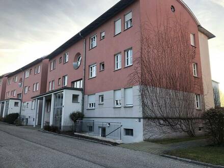 reduzierter Preis: 3-Zimmer Wohnung mit Loggia, Terrasse und Tiefgaragenabstellplatz