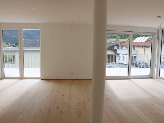 IMST: exklusives PENTHOUSE im Atrium - Juwel in den Alpen mit Lager und 2 Autoabstellplätze