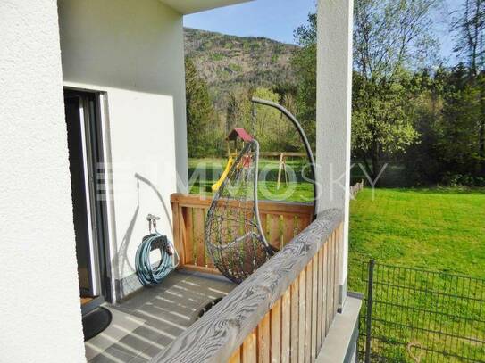 Gemütliches Zuhause mit sonnigem Garten, Terrasse und Parkplatz