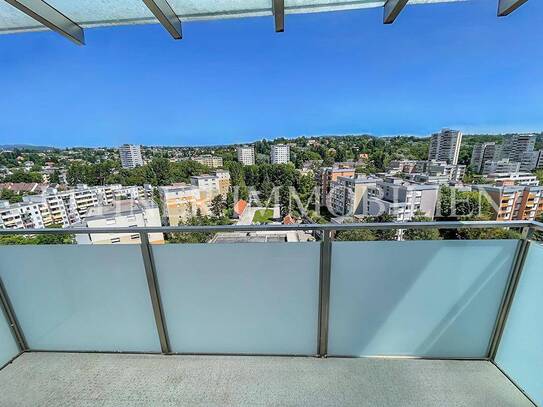 * Graz - St. Peter Grenze St. Leonhard - Hochwertig sanierte Wohnung zum Erstbezug - mit hervorragenden Ausblick *