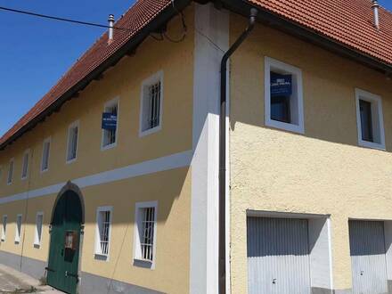 BÜRO AM BAUERNHOF MIT HAUSEIGENEN PARKPLÄTZEN