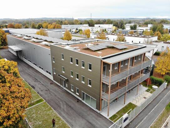 Moderne Neubauhalle mit Büro zu vermieten - Erstbezug