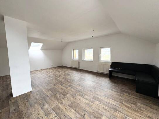 Gemütliche Dachgeschosswohnung mit Potenzial