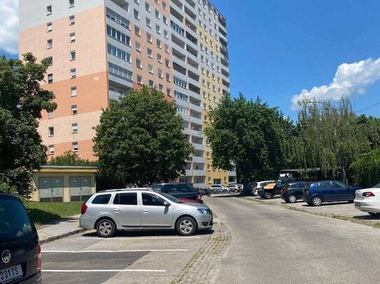 Anleger aufgepasst-unbefristet, vermietete 3-Zimmer Wohnung mit Balkon! Provisionsfrei für den Käufer!