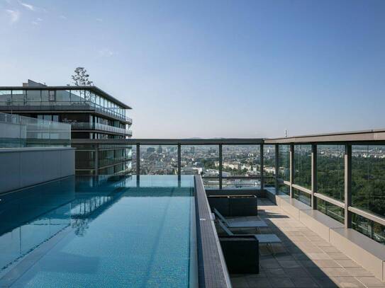 City Living ! Erstbezug 2-Zimmer-Apartment mit Balkon,Pool am Dach und traumhafter Blick über Wien !