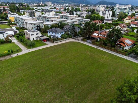 LEBEN ZWISCHEN STADT, BERG UND FLUSS. "WOHNERLEBNIS REIHENGLÜCK" Top2