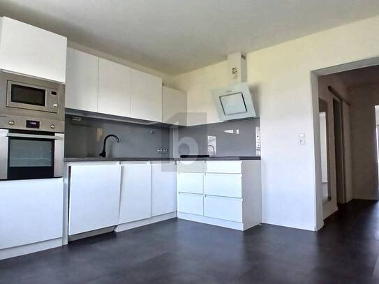 CHARMANT MIT BALKON IN RUHIGER, ZENTRALER LAGE!