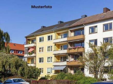 Handwerker aufgepasst - Mehrfamilienhaus mit Terrasse