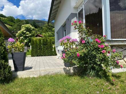 Helles Wohnhaus mit traumhaftem Wintergarten u. Grimmingblick! ZWEITWOHNSITZFÄHIG!