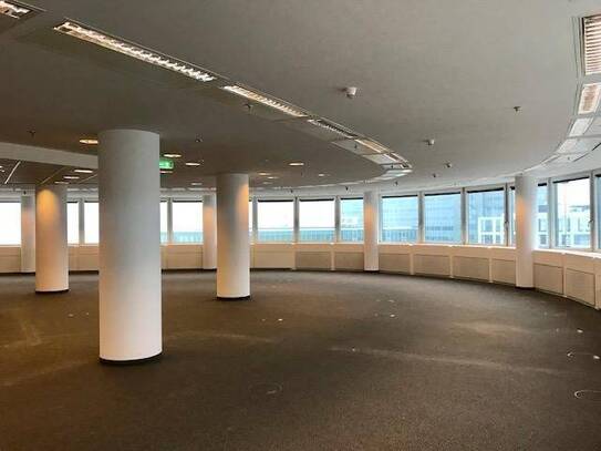 Moderne Bürofläche im Andromeda Tower zu mieten