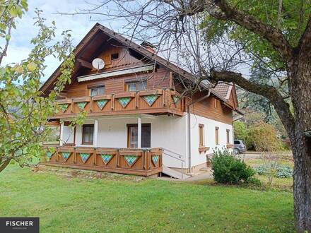 Wohnhaus mit zwei Wohneinheiten