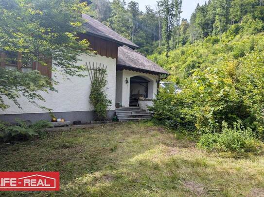 tolles Einfamilienhaus im Landhausstil mit eigenem Rodlzugang