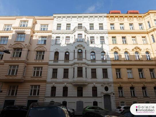 Erstbezug - traumhafte Etagenwohnung mit Loggia und Balkon