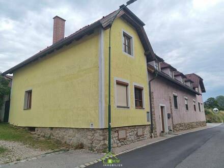 Ehemaliges Winzerhaus mit Heurigenlokal und Nebengebäude