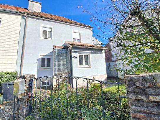 Einfamilienhaus in Sackgasse mit Garten und Garage in Amstetten