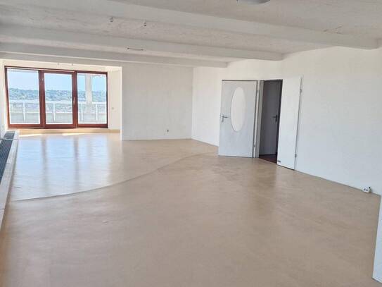 Großes Büro mit riesiger Terrasse im 8. OG | 2 Zimmer | 178m2