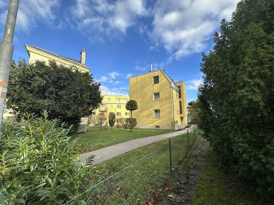 2 Zimmerwohnung mit Balkon