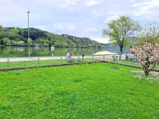 Zauberhafte Weihnachten mit DONAUBLICK u. direkten Donauzugang