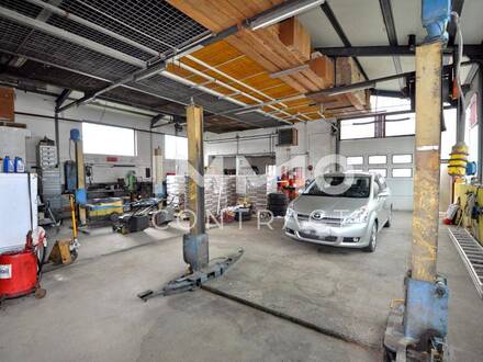 Voll ausgestattete Autowerkstatt mit großem Wohnhaus in ruhiger Dorfrandlage