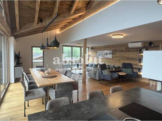 Exklusive Penthouse-Wohnung in Kaprun! 4 Schlafzimmer, 3 Bäder, 70 m² Terrasse und 2 TG Parkplätze!