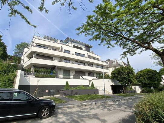 Neubau-Wohnung mit Balkon in Grünruhelage / Neustift am Walde