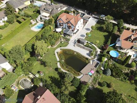 MODERNE, SONNIGE (SÜD-HANGLAGE) DOPPELHAUSHÄLFTE MIT GARTEN IN SPARBACH/HINTERBRÜHL ZU KAUFEN!