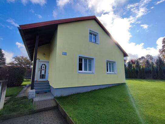 *WALTENDORF* Einfamilienhaus mit wunderschönem Garten in absoluter Ruhelage