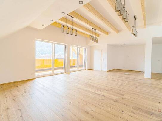 Traumhaftes Penthouse in komplett saniertem Altbau