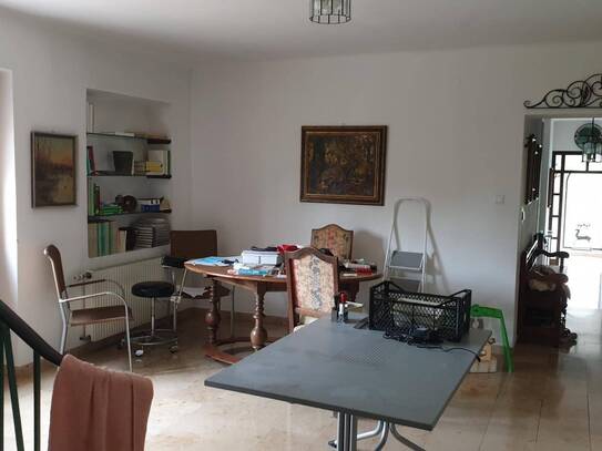 von Beauty Saloon über Massage bis Nagelstudio hier ist alles möglich