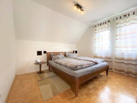 NEUER PREIS! HELLE 3-ZIMMER-WOHNUNG im obersten Stock