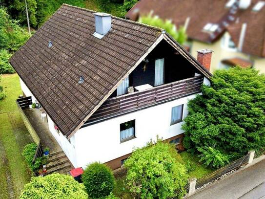 Ein- / Zweifamilienhaus in bester Lage