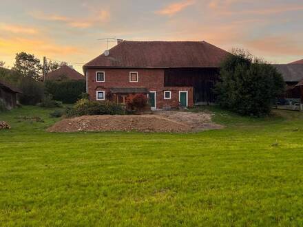 Be- oder verzauberndes altes Sacherl! Ehemalige Bauernsacherl Vulgo Kramerhaus in Neukirchen bei Lambach!