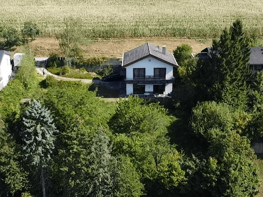 Landsitz in Artstettner Bestlage - tolle Basis für zukünftiges Wohnen mit Blick auf das Schloss Artstetten!