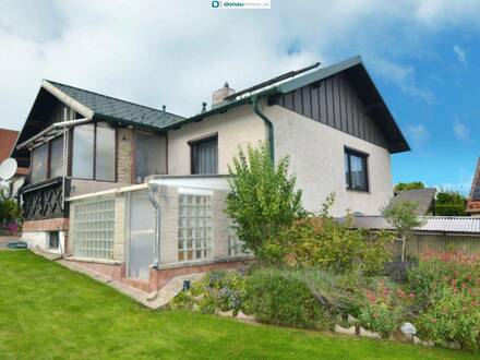 Ihr Wohnparadies! Einfamilienhaus mit Garten, Pool, Sauna & Weinkeller