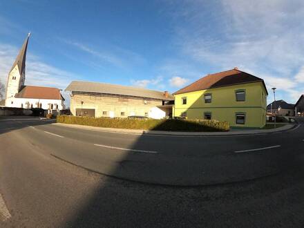Ehemaliger Bauernhof im Ortskern mit großzügigen Nebengebäuden und viel Platz für ihre Nutzungsideen!