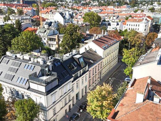 Dachgeschosswohnung mit ruhiger Innenhofterrasse nahe dem Sternwartepark | Luftwärmepumpe | Klimaanlage