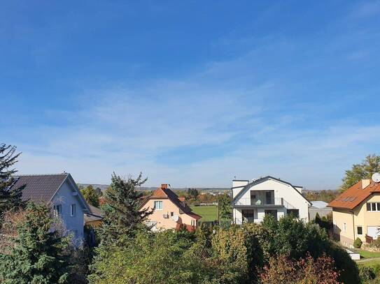 3 Zimmer Wohnung, Dachgarten, Balkon, Klimaanlage, KFZ Garagenplatz (aktuell vermietet)