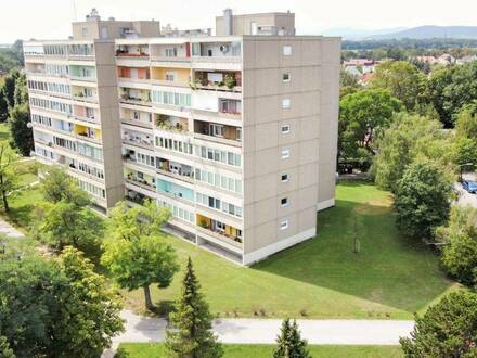 [06189] Helle 4-Zimmer Wohnung mit Loggia!