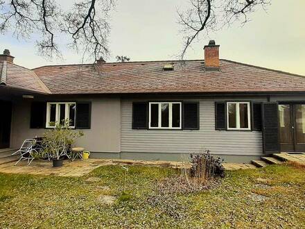 FRÜHLINGS-SCHNÄPPCHEN! Bungalow mit großem Garten! Der Dachboden kann noch ausgebaut werden!