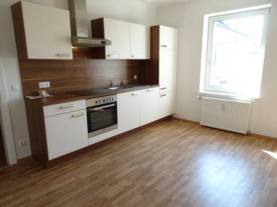 65m² - 2 Zimmer. Ideal für Paare und Singles.