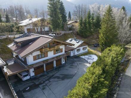 Landhaus mit Zuhaus am Fuße der Bichlalm