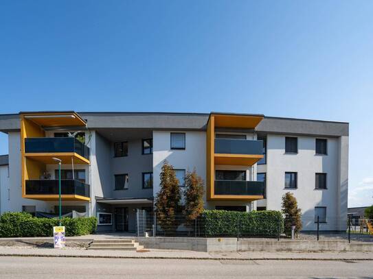 Hochwertige Erdgeschosswohnung mit Küche, Terrasse und Tiefgaragenstellplatz in ruhiger Lage!