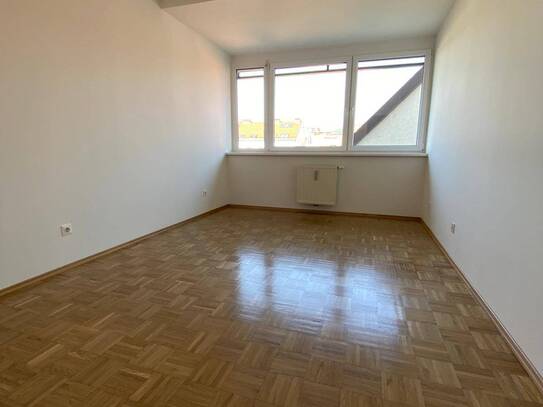 2 Zimmer Maisonettwohnung mit Balkon - Provisionfrei!