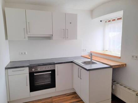 Anlegerwohnung! Eigentumswohnung mit besonderem Flair Top 1 (S) mit KFZ Abstellplatz - Netto Hauptmietzins € 476,-