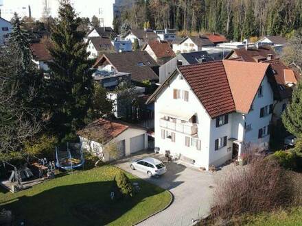 Wohnhaus am Ende einer Sackgasse in Bregenz! Auf 745m² Grund mit Doppelgarage und 2 Wohneinheiten!