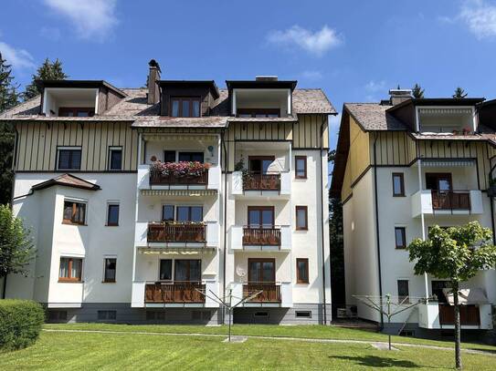 Äußerst hübsche Wohnung in Ruhelage und mit toller Aussicht