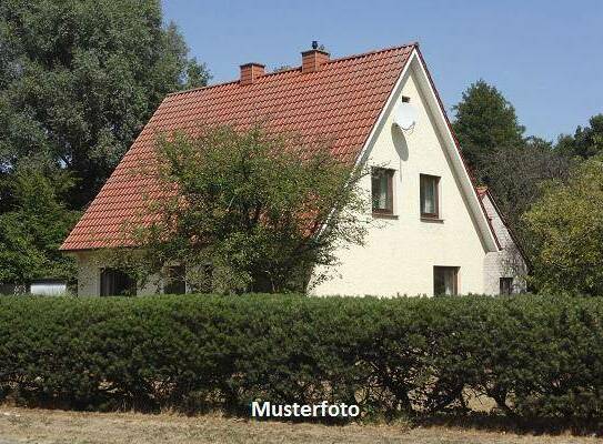 +++ Kleinwohnhaus mit Balkon +++